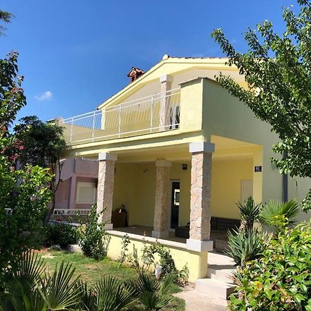 Five Bedroom House Near Sandy Beach Villa Major メドゥリン エクステリア 写真