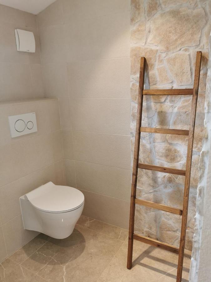 Five Bedroom House Near Sandy Beach Villa Major メドゥリン エクステリア 写真