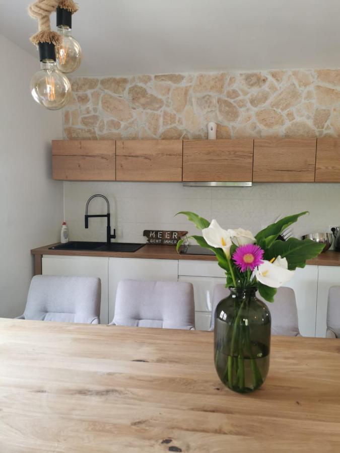 Five Bedroom House Near Sandy Beach Villa Major メドゥリン エクステリア 写真