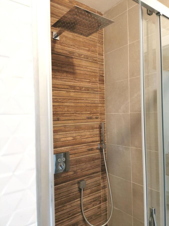 Five Bedroom House Near Sandy Beach Villa Major メドゥリン エクステリア 写真